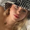 Bella white