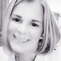 Kelli Charest