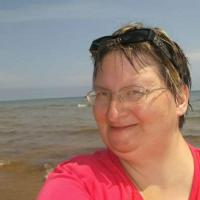 Tracy Lynn Cowles