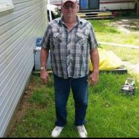 Raymond R Woodis sr