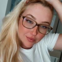 Kate Vannesa