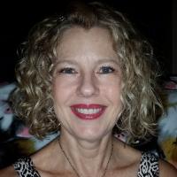 Lesley Fitzpatrick Santo