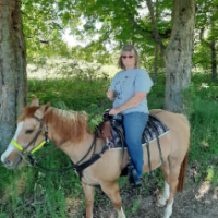 sue
