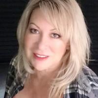 Debi Bronson