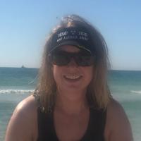 Lori G Garrett