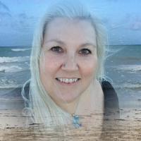 Lynn Sinclair